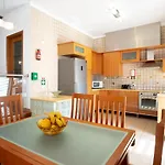 8 Rodrigues Family House - With Patio * נאזרה