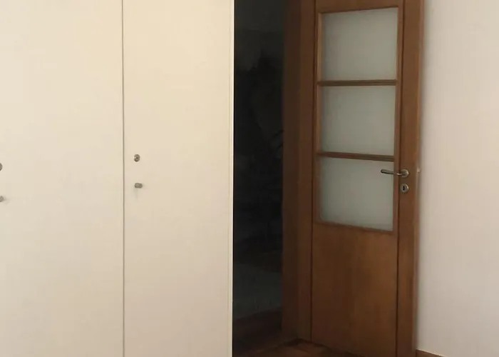 8 Rodrigues Family House - With Patio Villa *