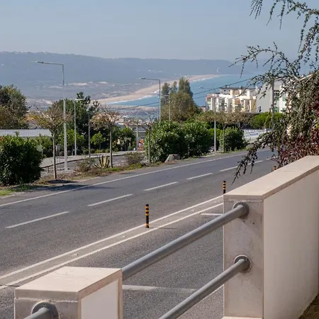 8 Rodrigues Family House - With Patio Villa *