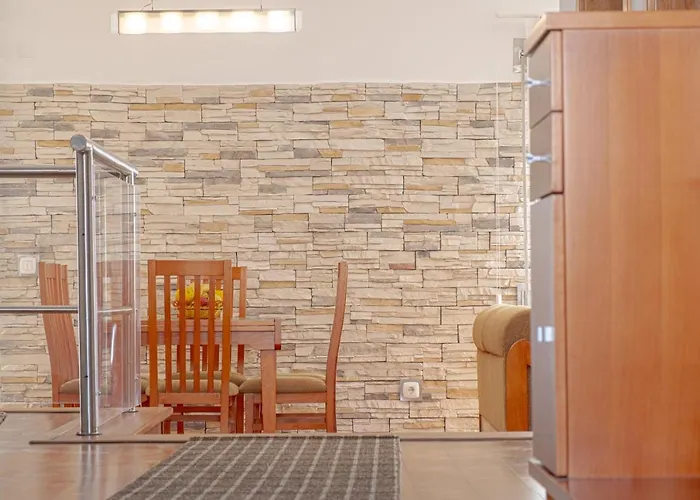 Villa 8 Rodrigues Family House - With Patio